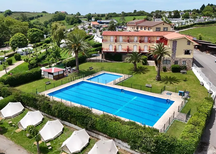 Resort Camping Santillana del Mar
